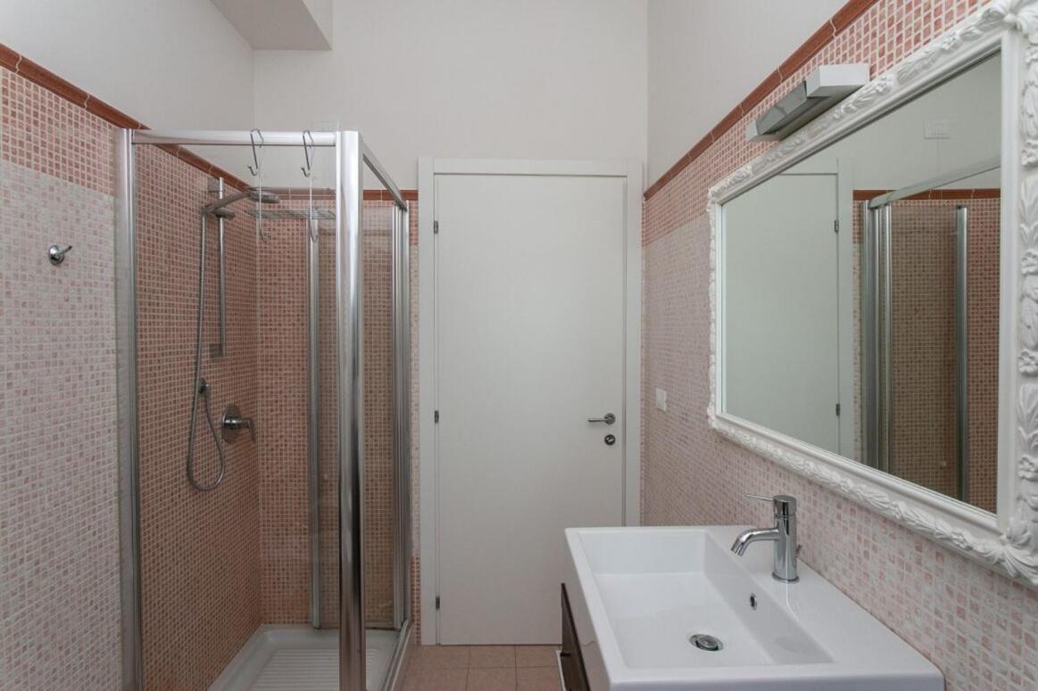 S023 - Sirolo, Magnifico Trilocale Design Con Terrazzo Daire Dış mekan fotoğraf