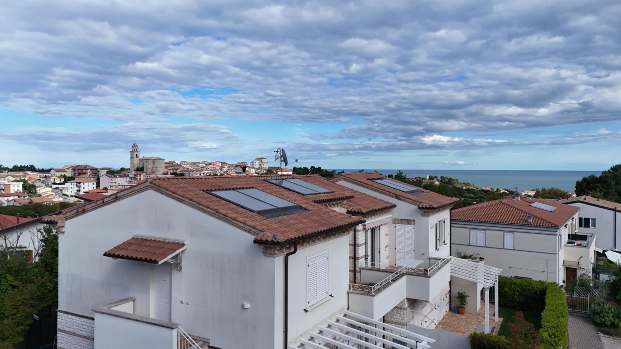 S023 - Sirolo, Magnifico Trilocale Design Con Terrazzo Daire Dış mekan fotoğraf